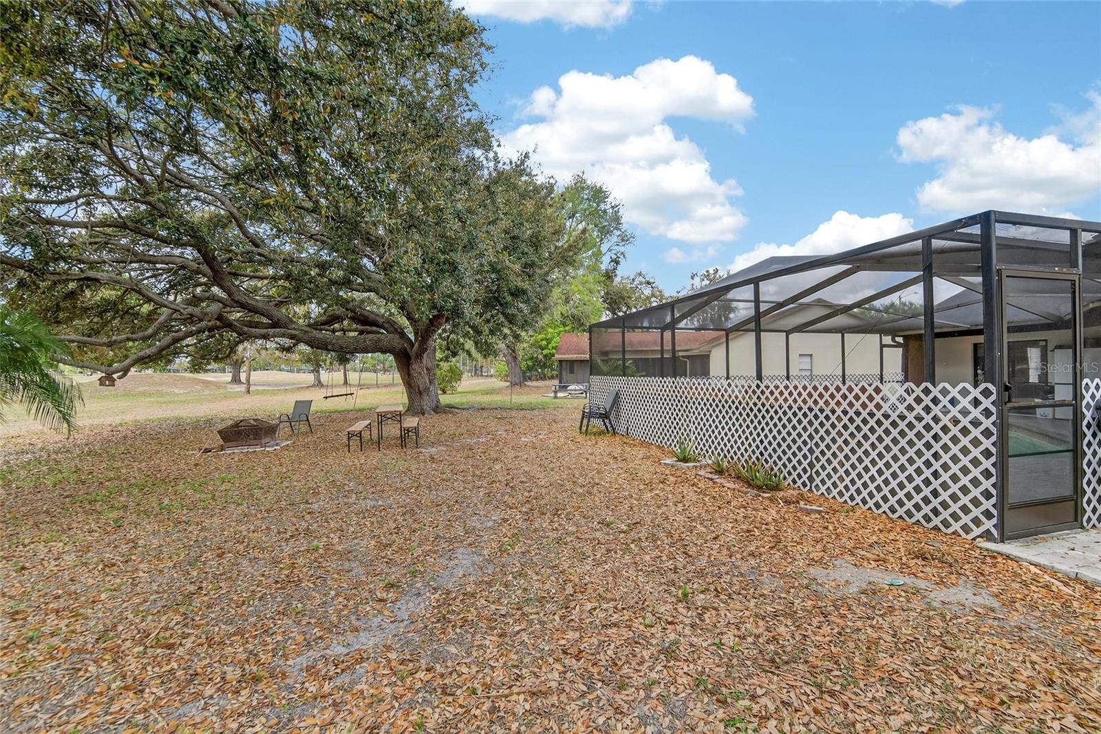 CLUBHOUSE ESTATES AT SUMMERFIE - Residential