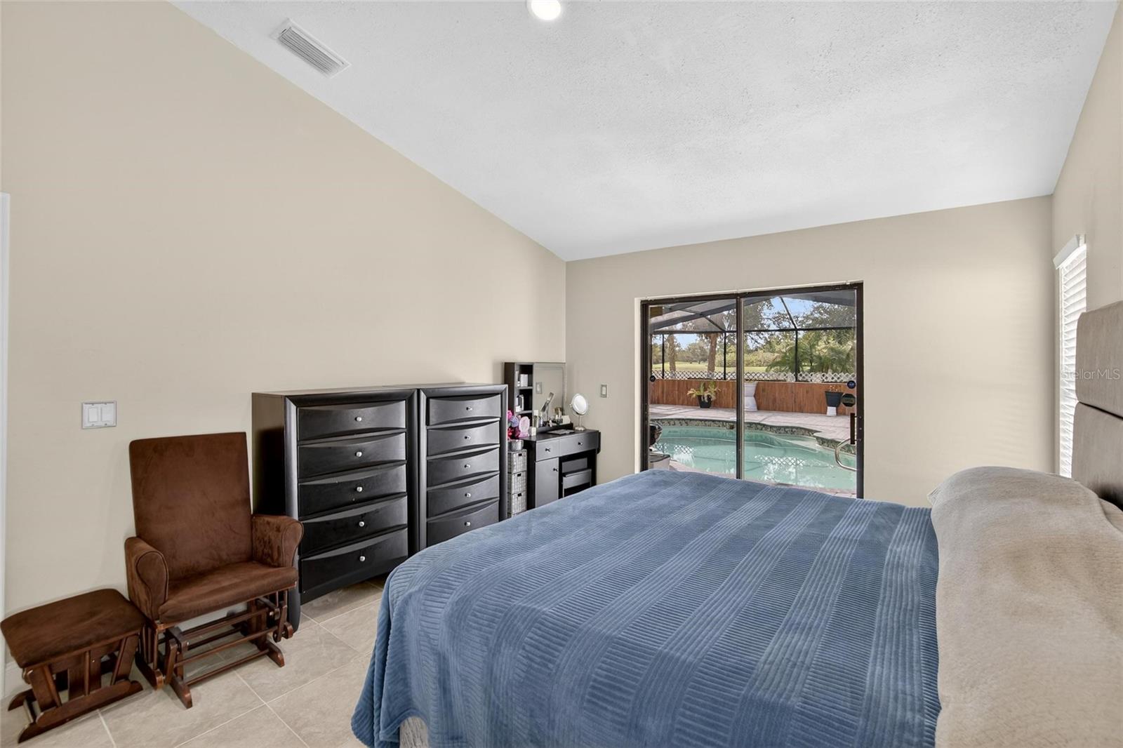 CLUBHOUSE ESTATES AT SUMMERFIE - Residential