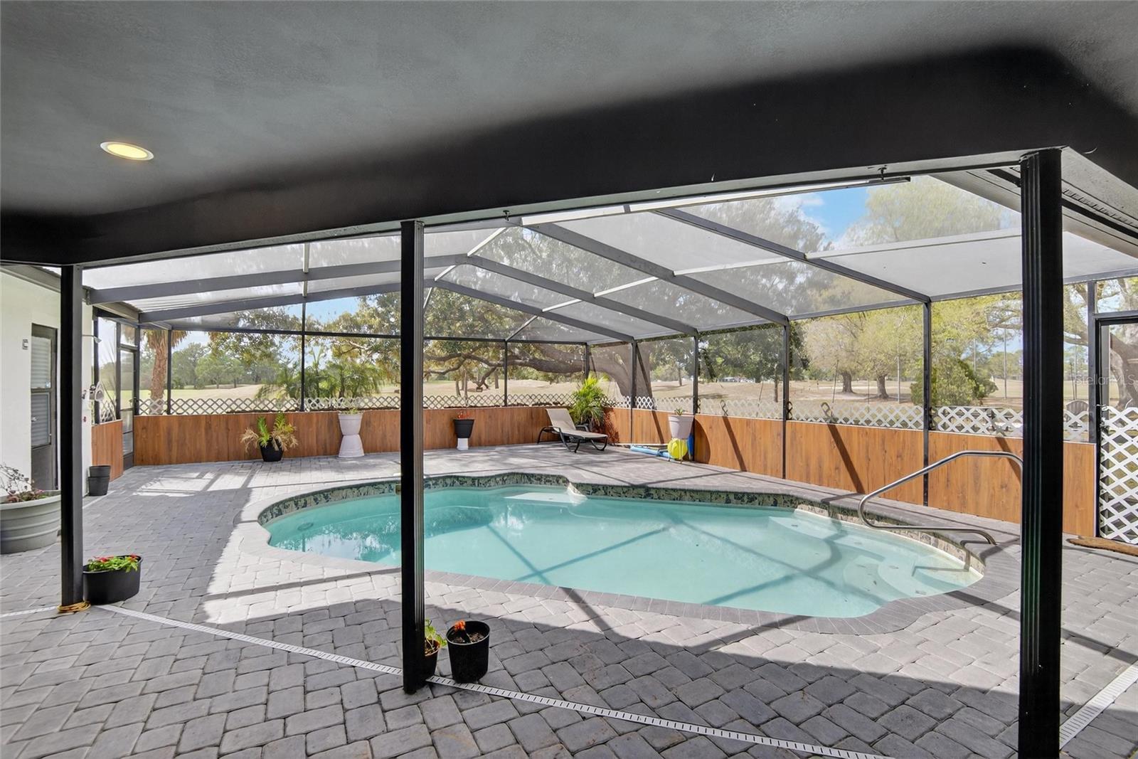 CLUBHOUSE ESTATES AT SUMMERFIE - Residential