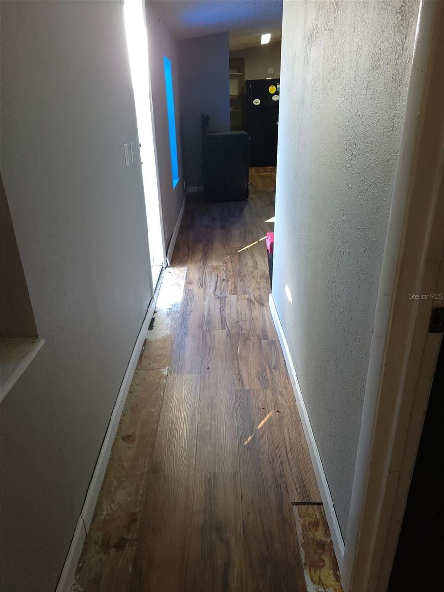 GULF COAST ACRES - Residential