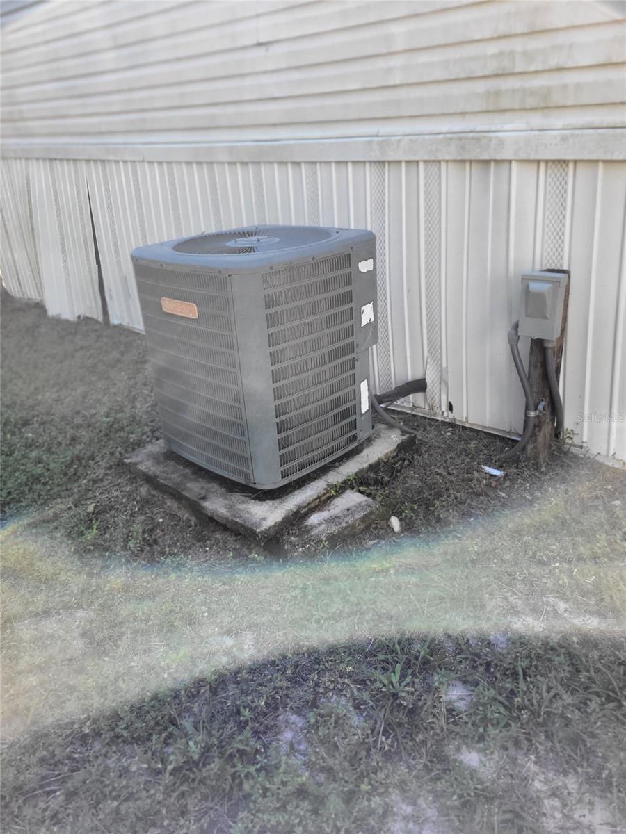 GULF COAST ACRES - Residential