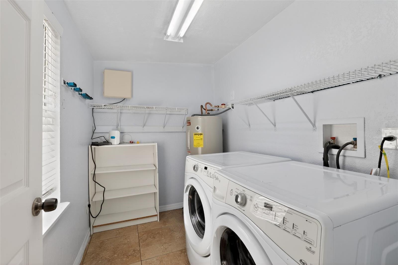 ZEPHYRHILLS COLONY CO - Residential Lease