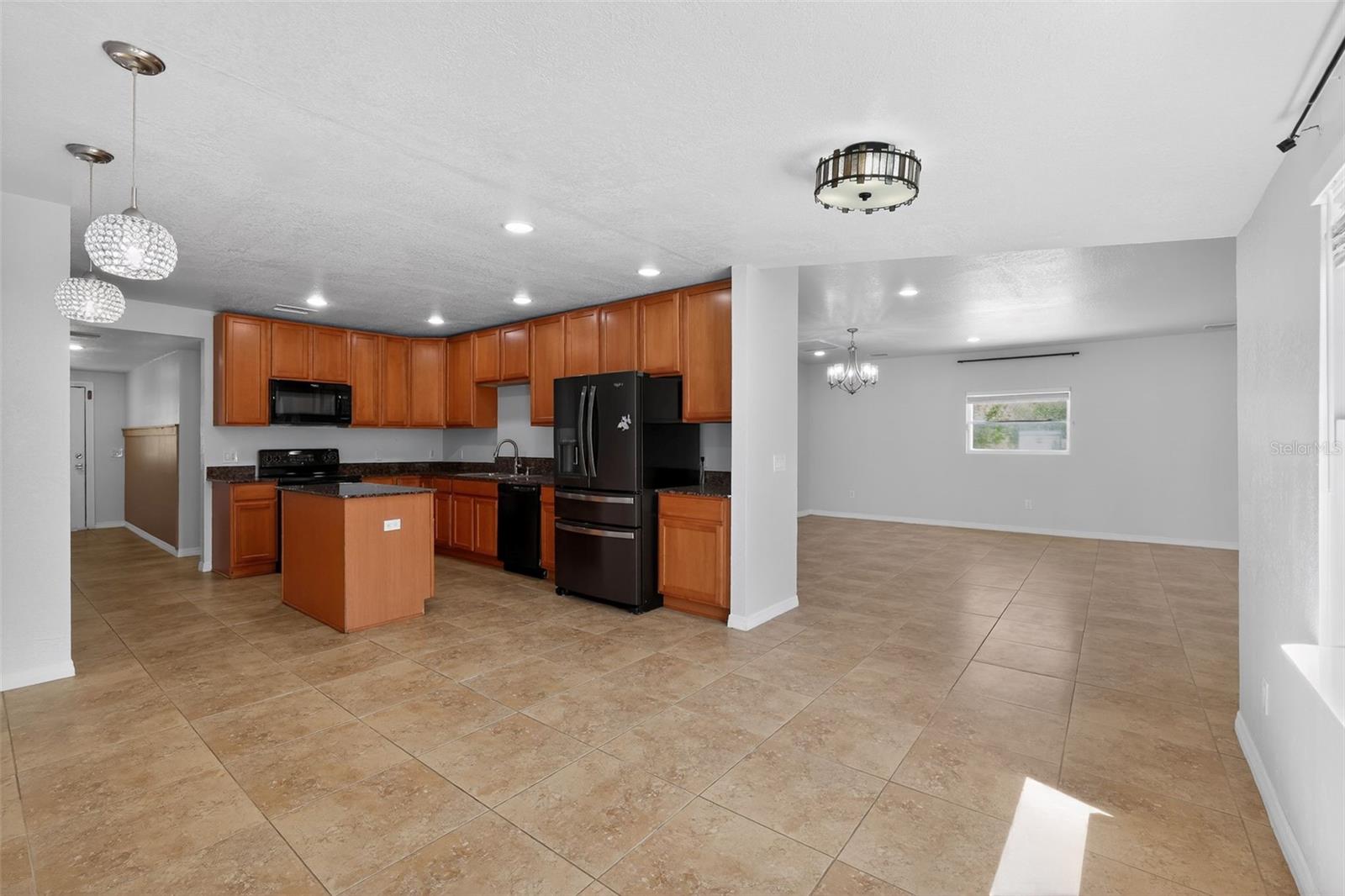 ZEPHYRHILLS COLONY CO - Residential Lease