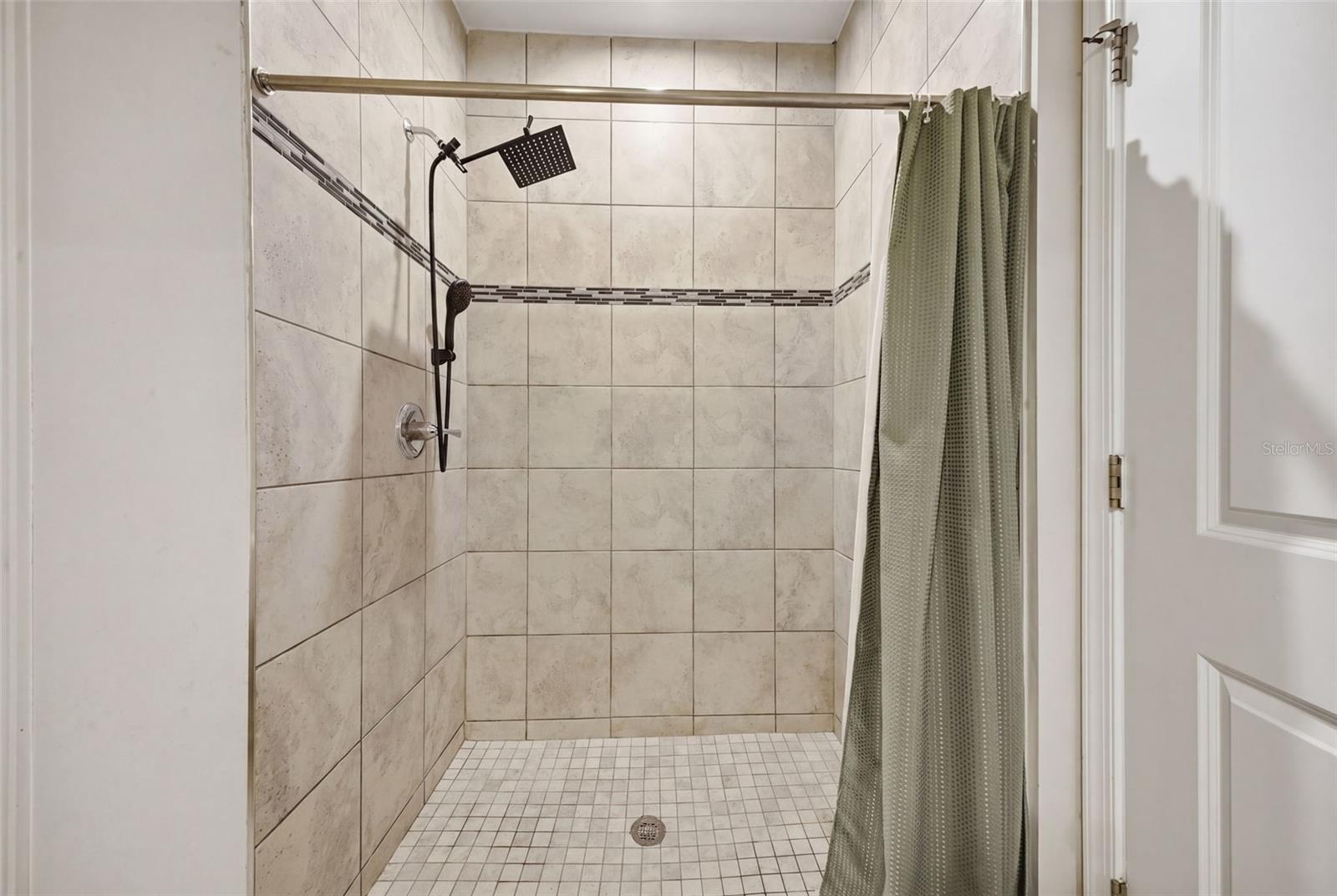 TIMBERS/WILLIAMS LNDG TWNHMS - Residential