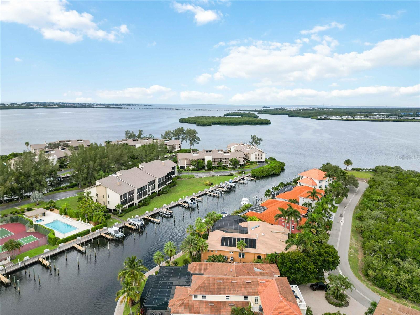 HARBOUR LANDINGS - Residential