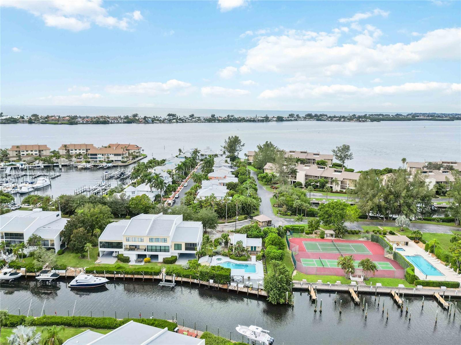 HARBOUR LANDINGS - Residential