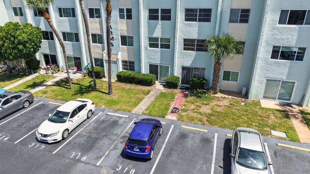 Photo of 801 83rd Avenue N #118, St Petersburg, FL 33702 (MLS # TB8509583)