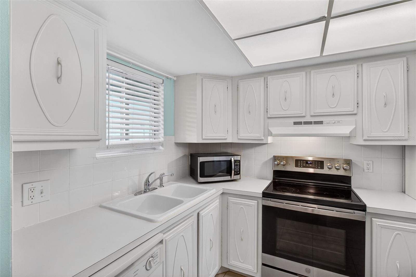 ASBURY ARMS CONDO - Residential