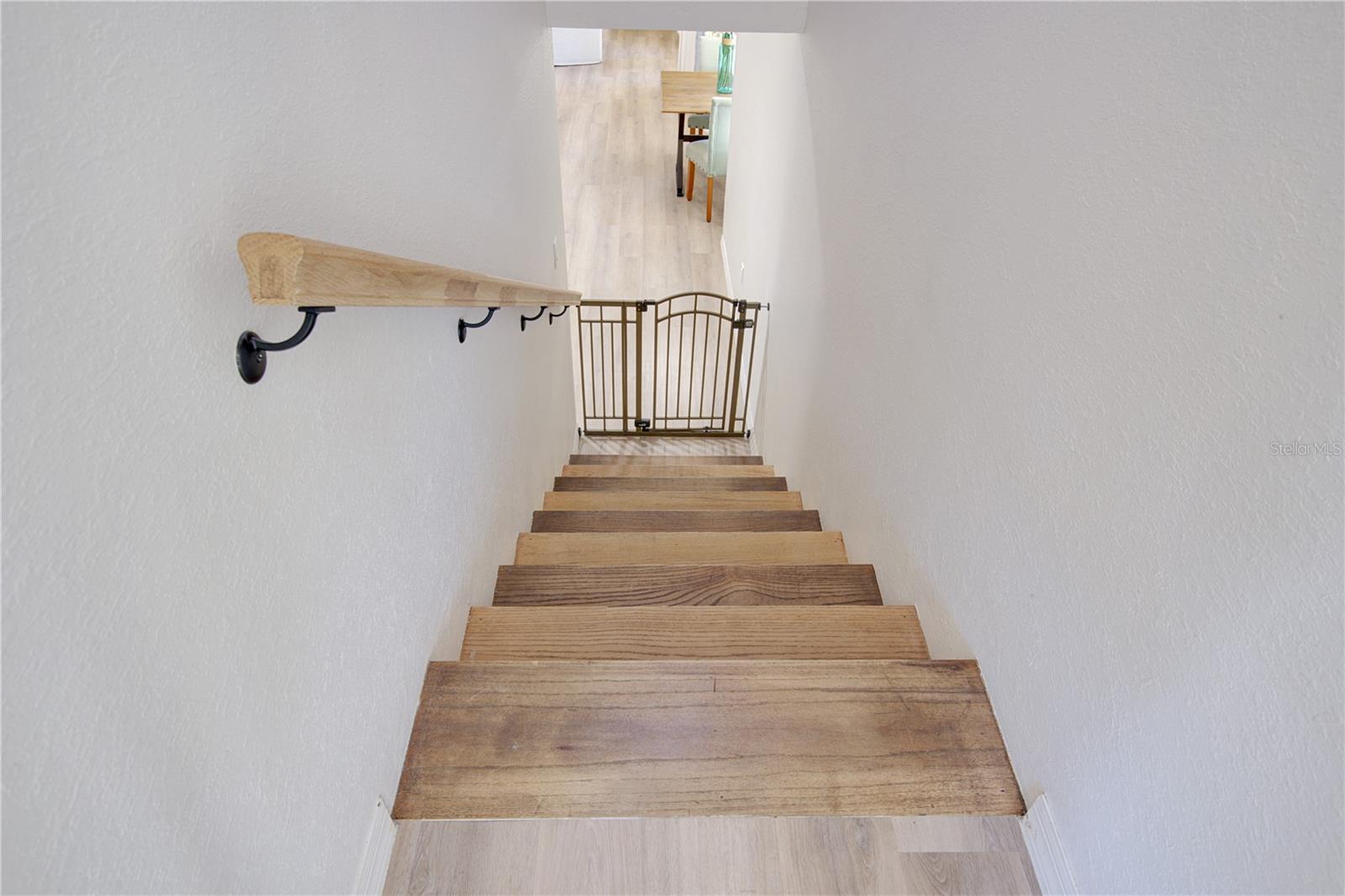 WOODSOND COVE - Residential