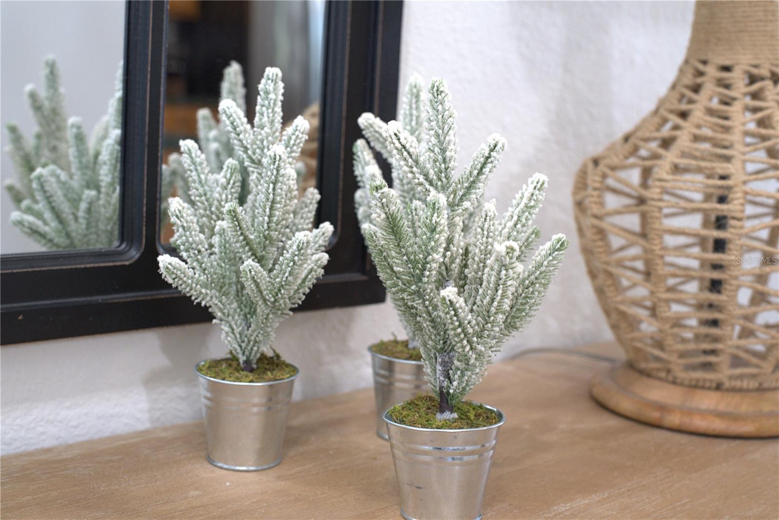 WOODSOND COVE - Residential