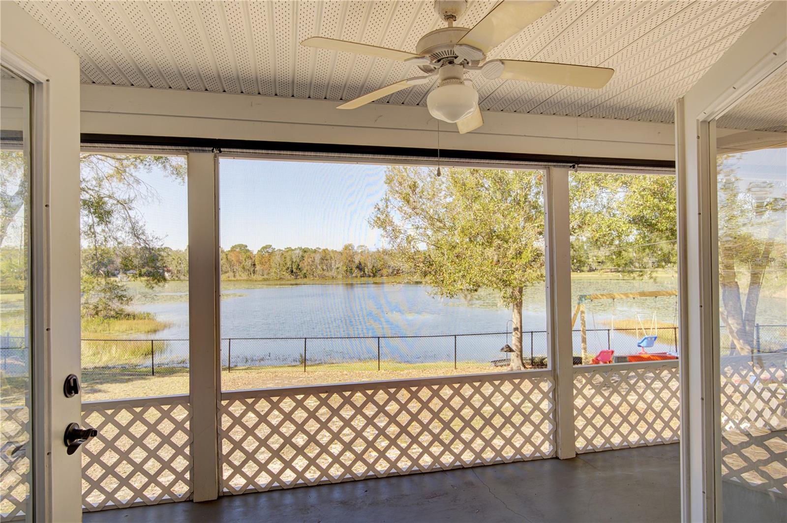 WOODSOND COVE - Residential