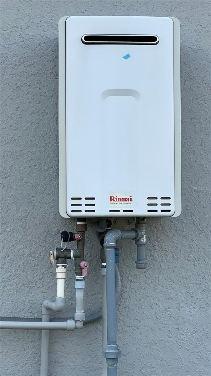 SPRING CREEK - Residential