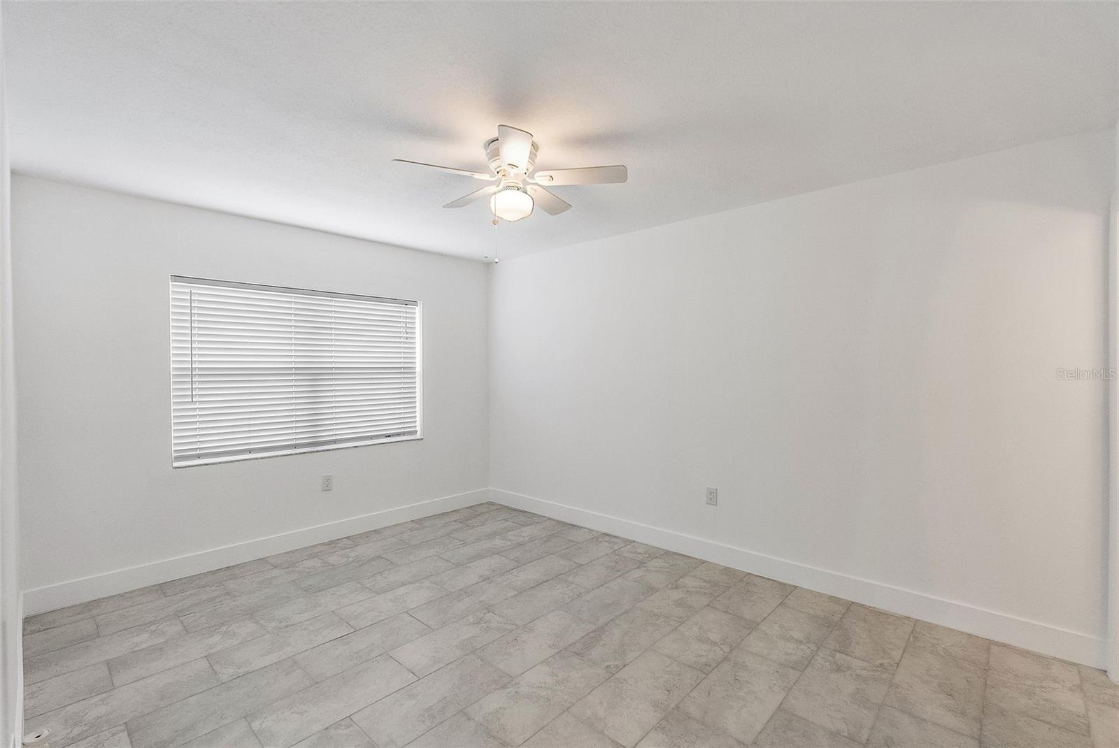 OUTRIGGER THE CONDO - Residential