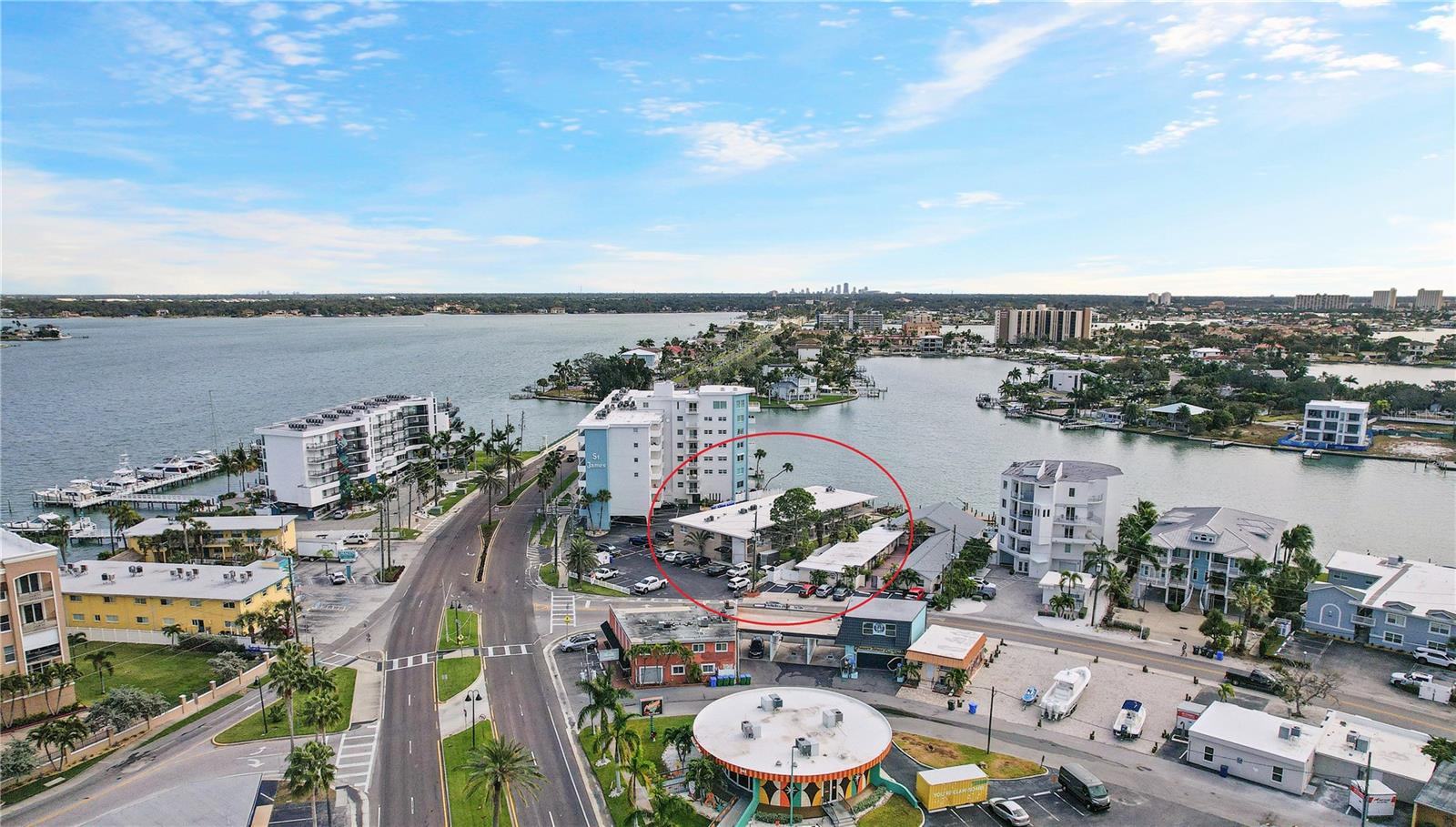 OUTRIGGER THE CONDO - Residential