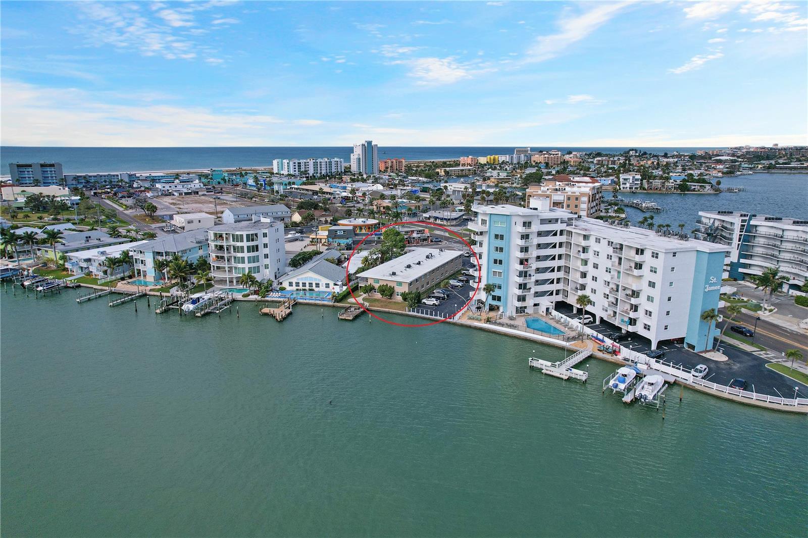 OUTRIGGER THE CONDO - Residential