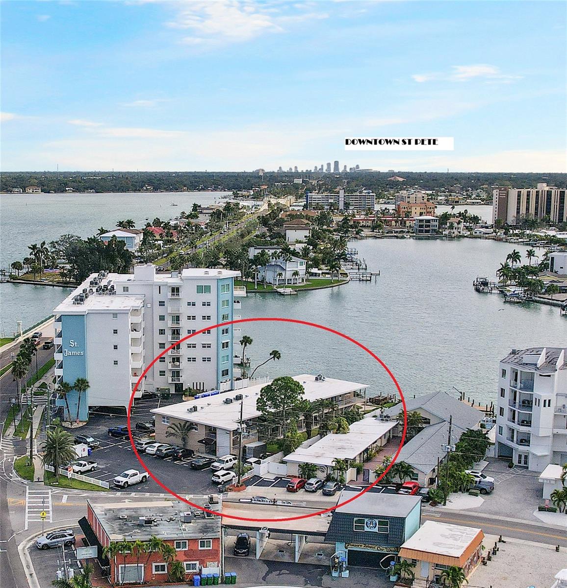 OUTRIGGER THE CONDO - Residential