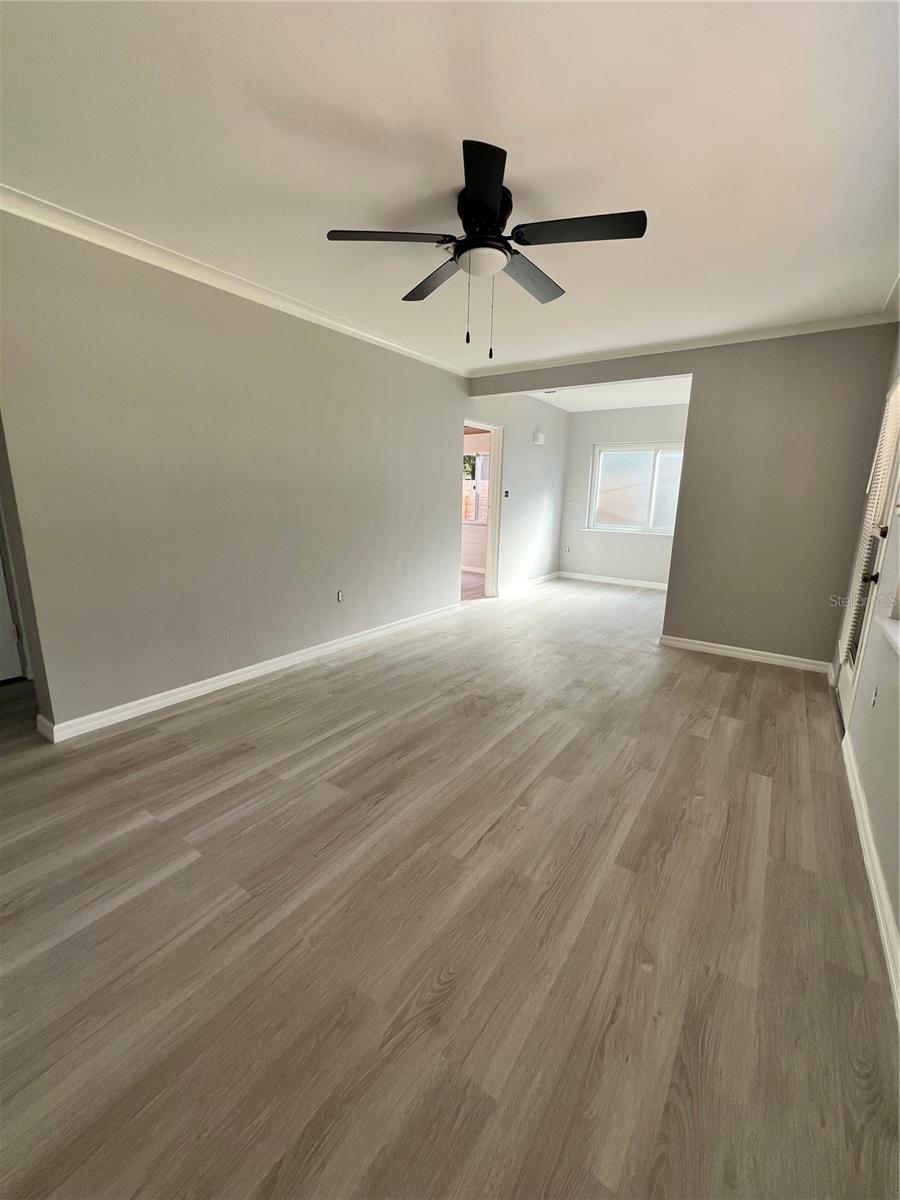 113 S GLENWOOD AVENUE