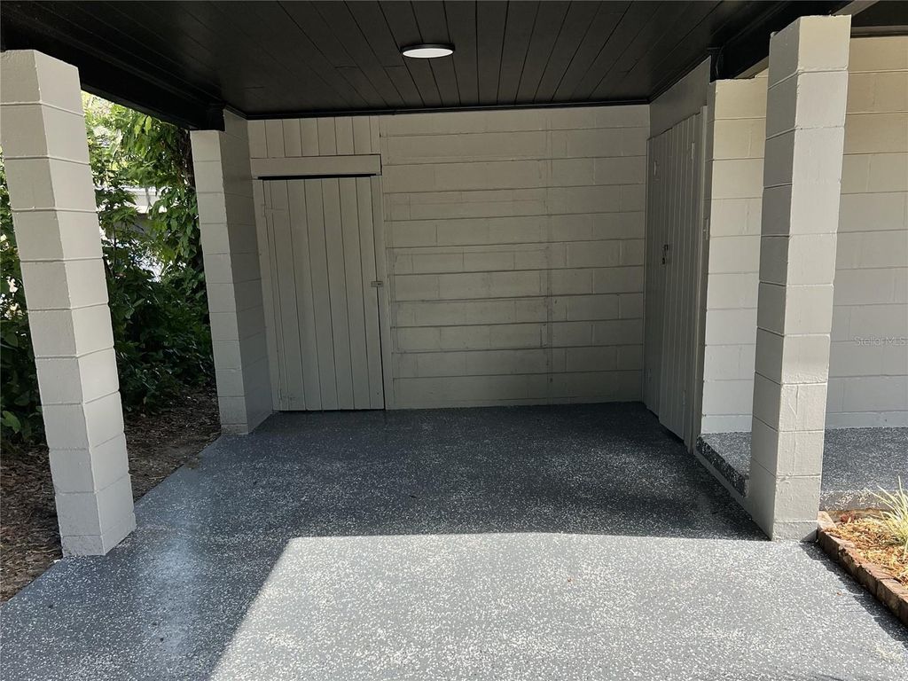 Photo of 113 S Glenwood Avenue, Orlando, FL 32803 (MLS # O6368585)