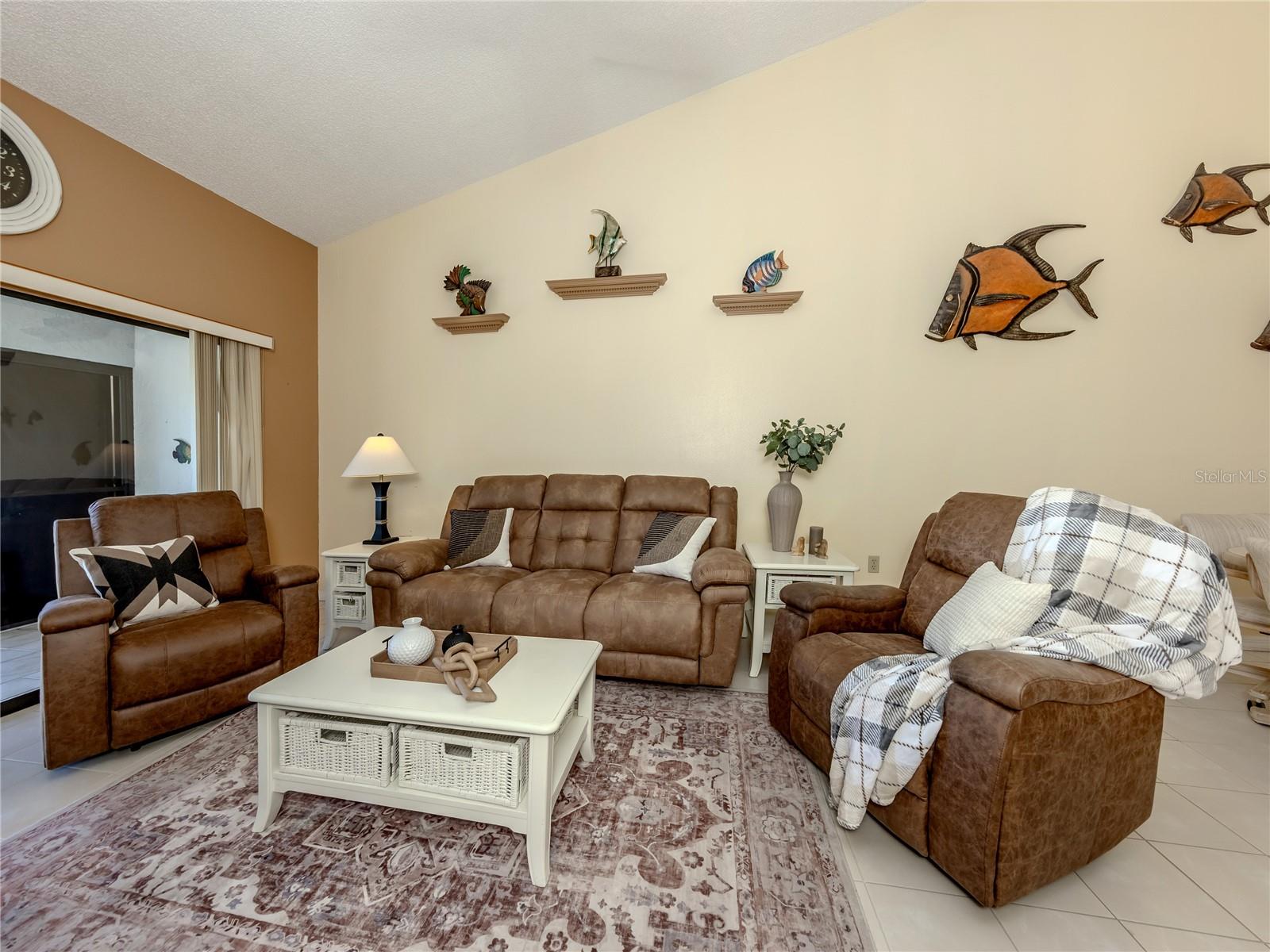 GOLFVISTA - Residential