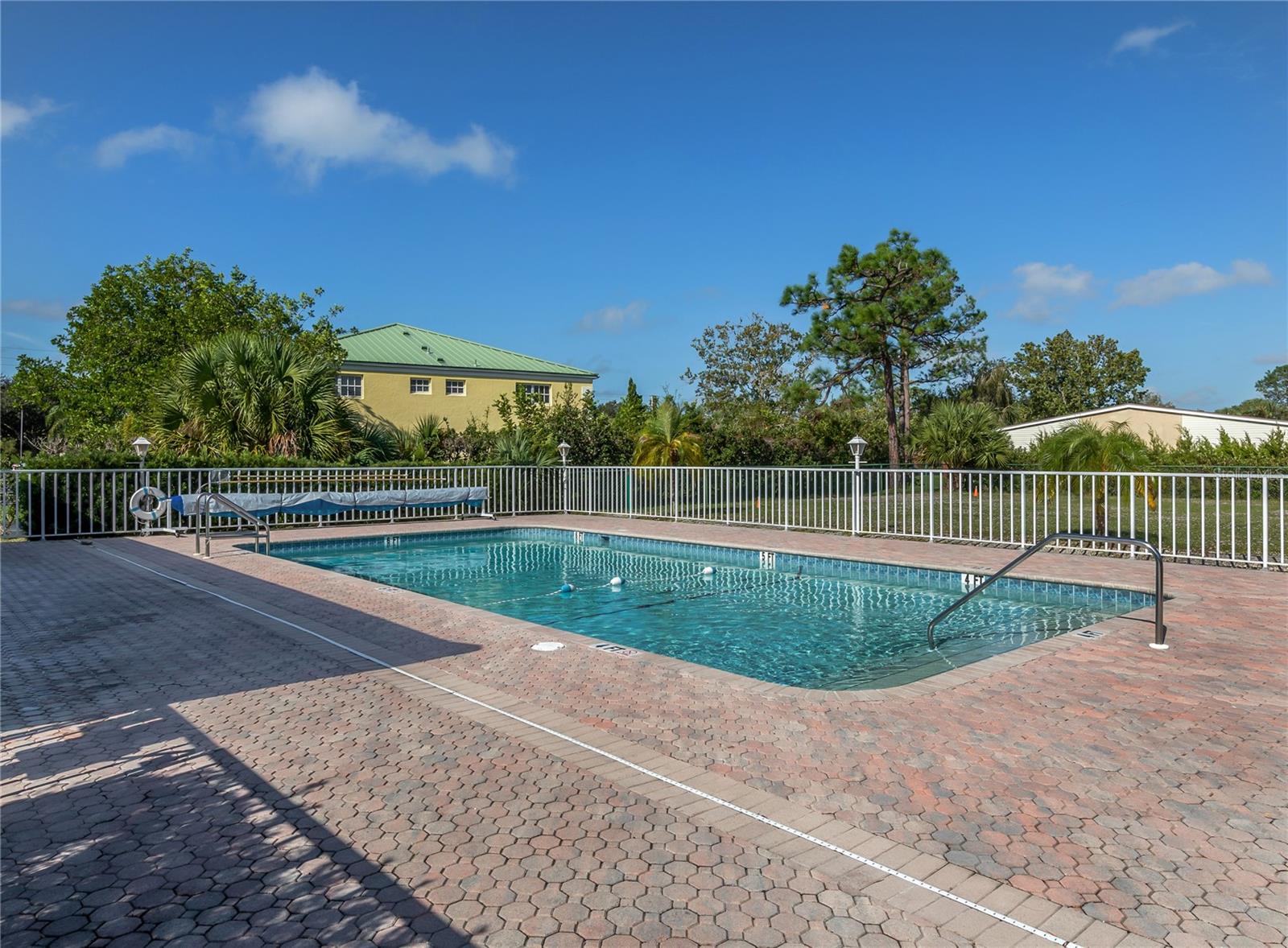 GOLFVISTA - Residential