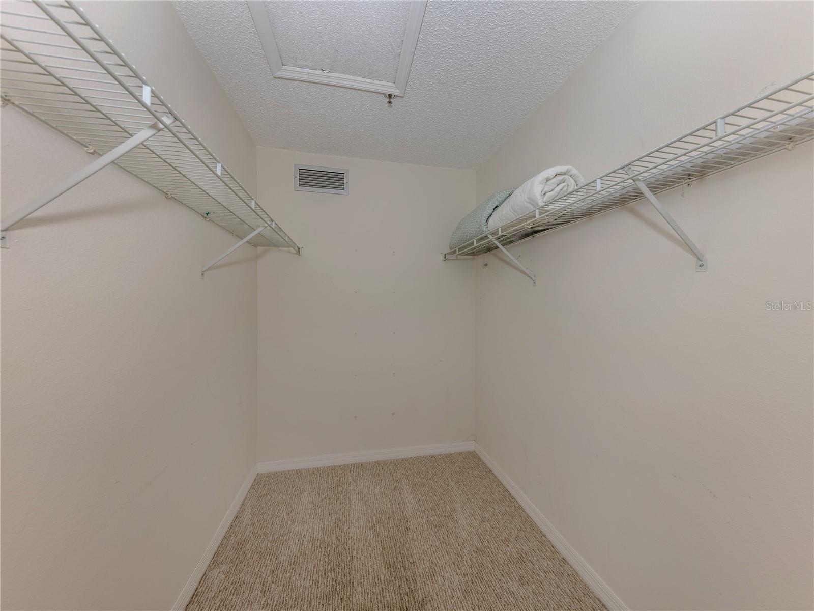 GOLFVISTA - Residential