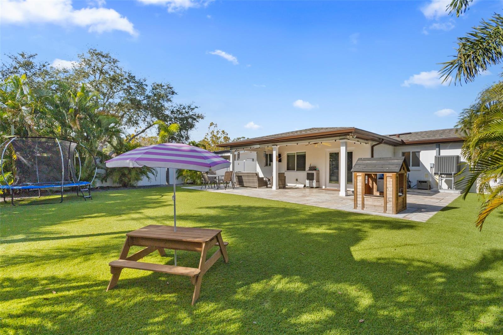 SNELL SHORES MANOR - Residential