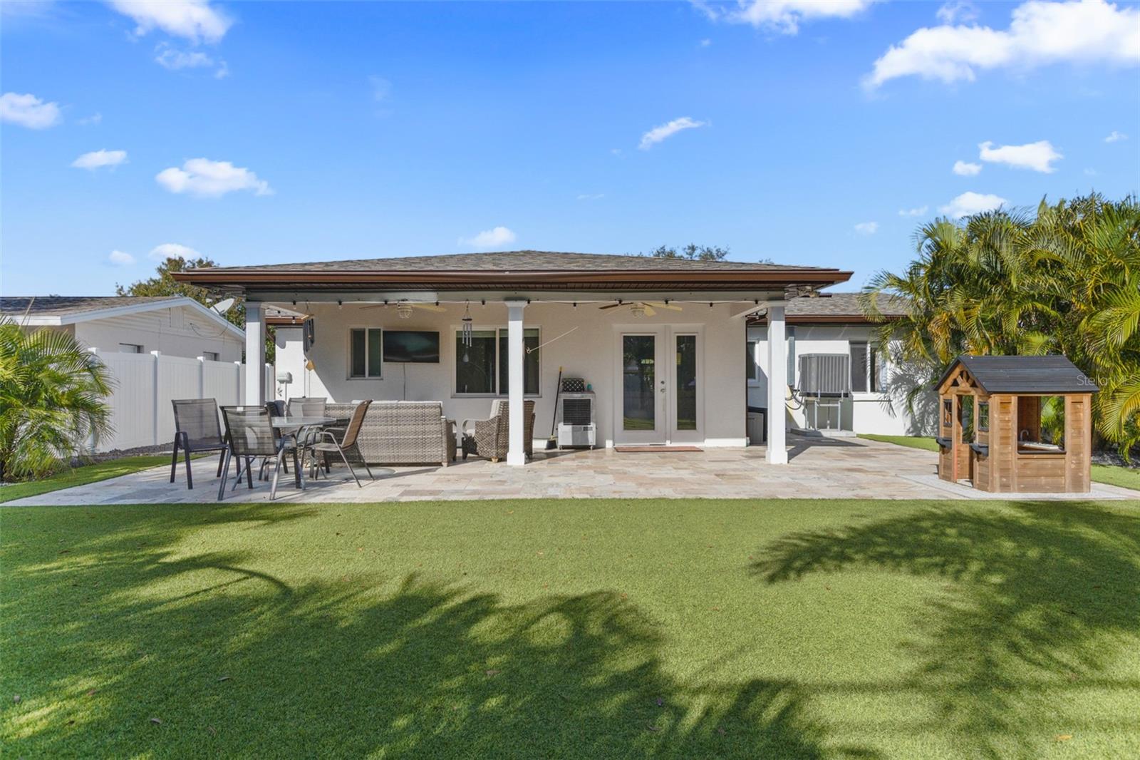 SNELL SHORES MANOR - Residential