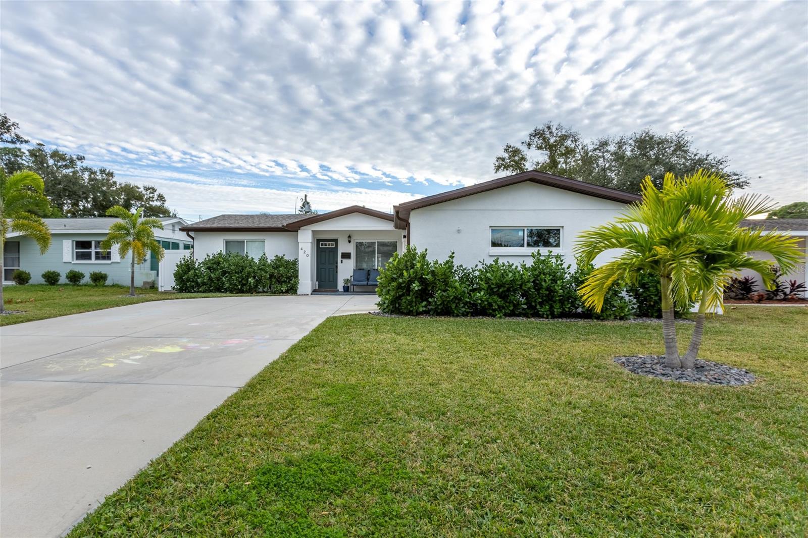 SNELL SHORES MANOR - Residential