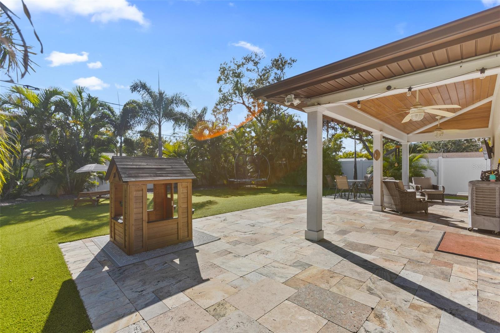 SNELL SHORES MANOR - Residential