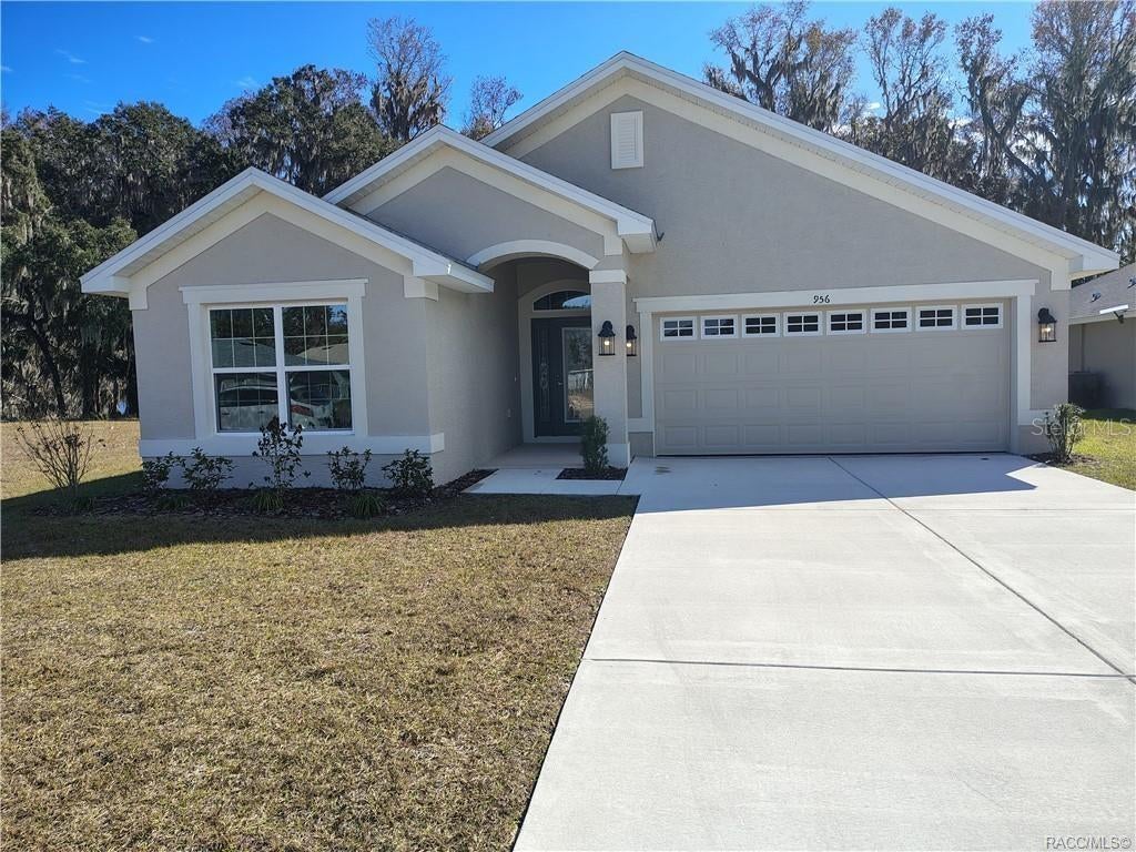 Photo of 1110 Heron Point Drive, Inverness, FL 34453 (MLS # OM733169)
