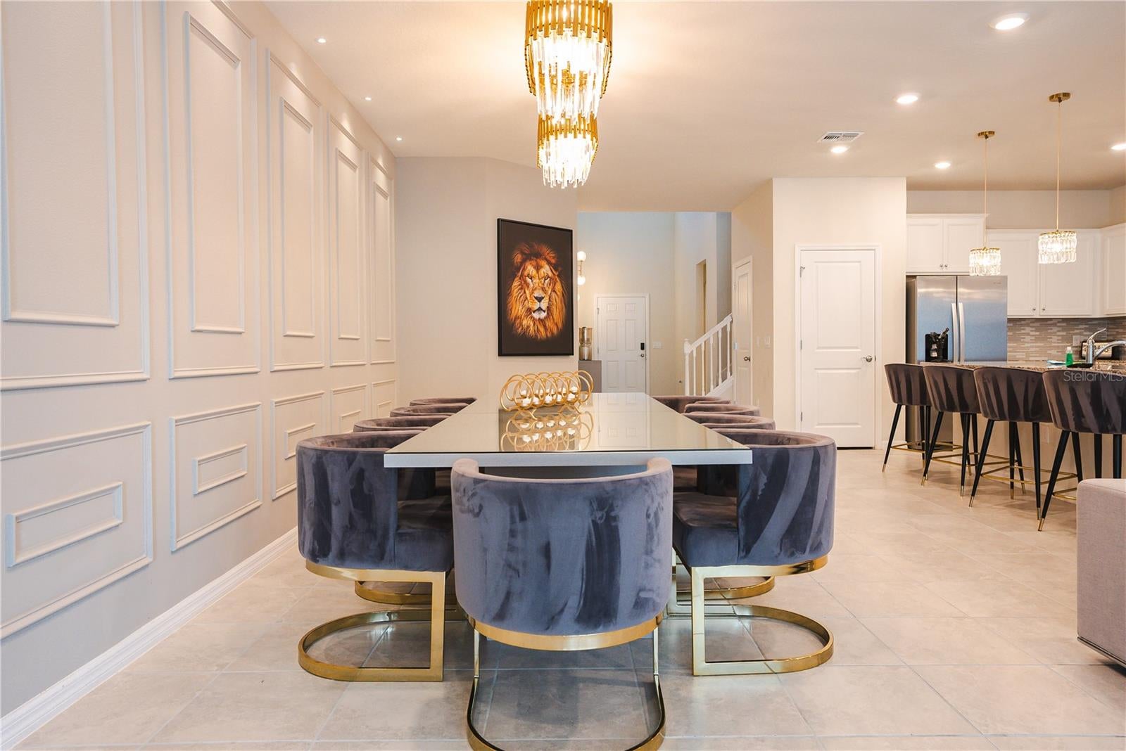 2123 LELANI CIRCLE