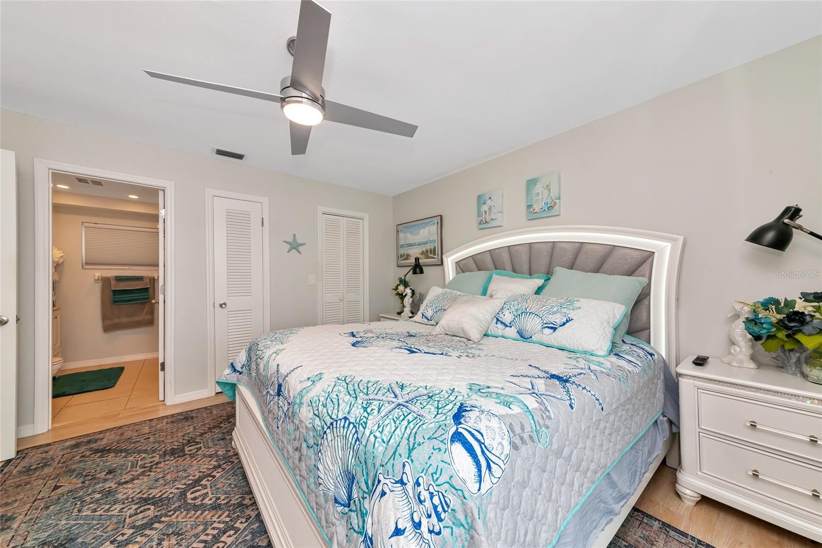 SUNLAND APTS - Residential