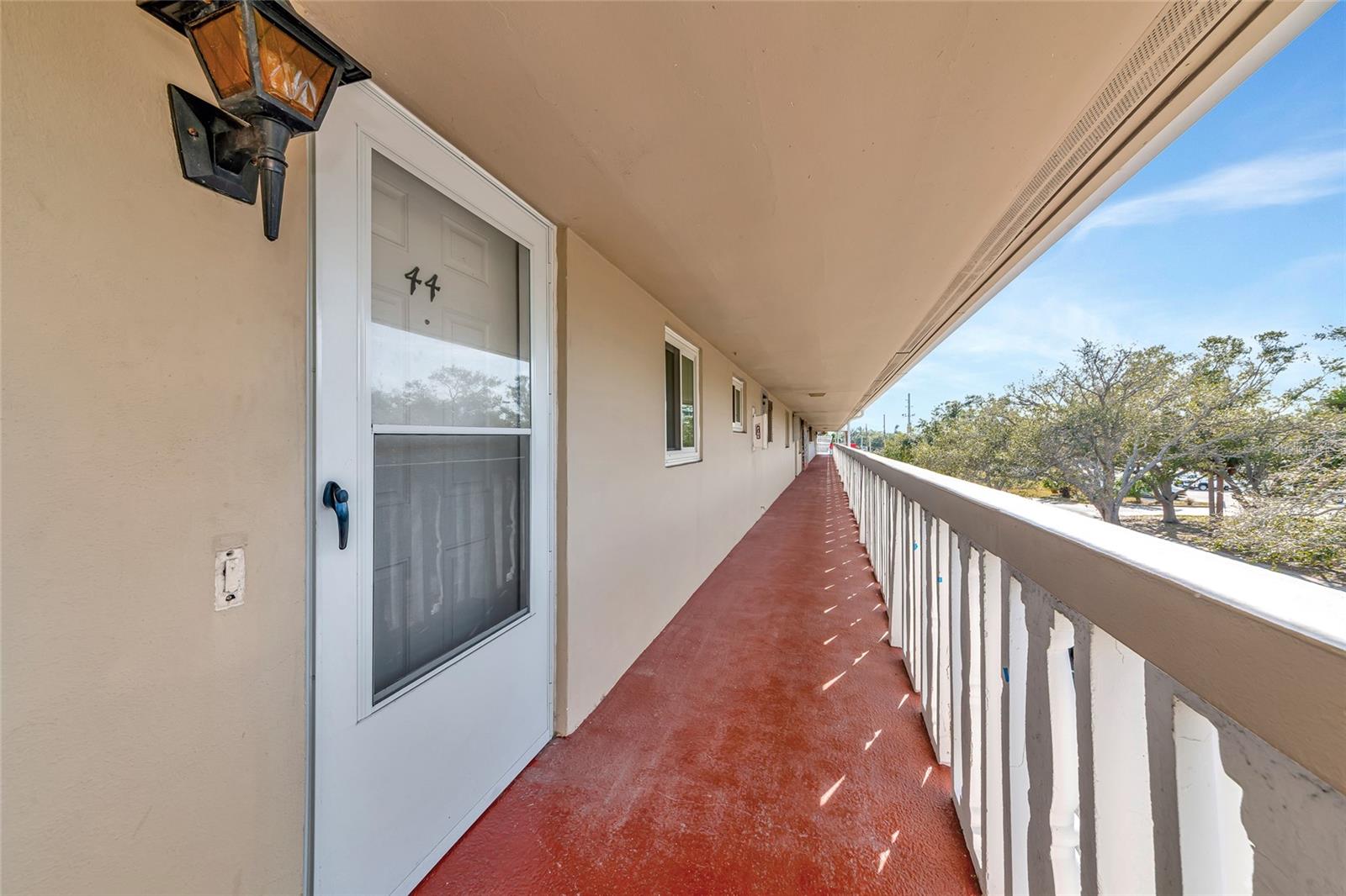 SUNLAND APTS - Residential