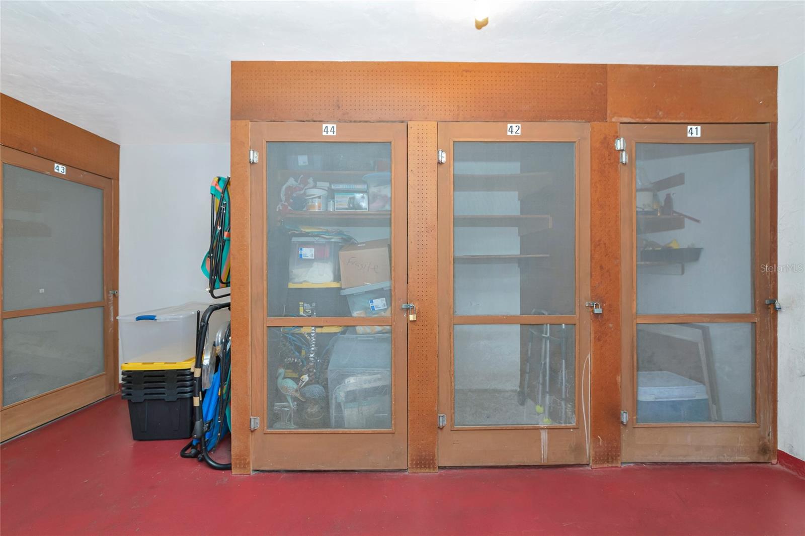 SUNLAND APTS - Residential