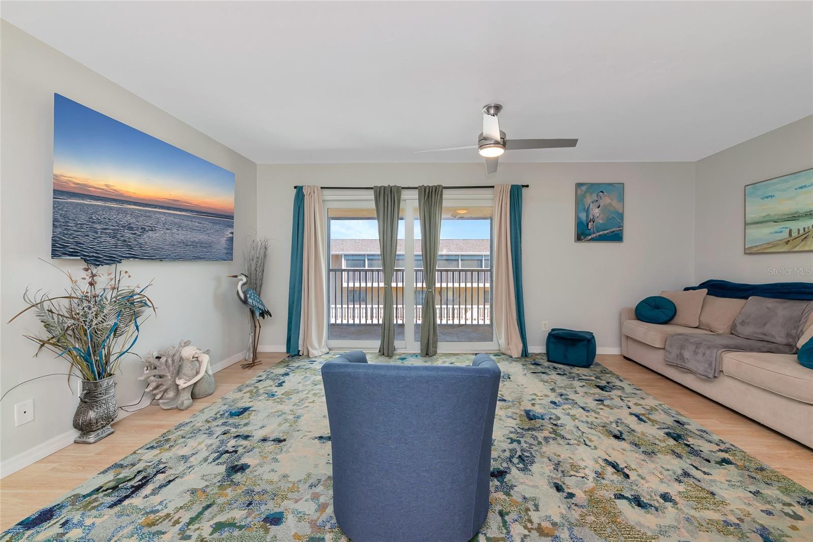 SUNLAND APTS - Residential