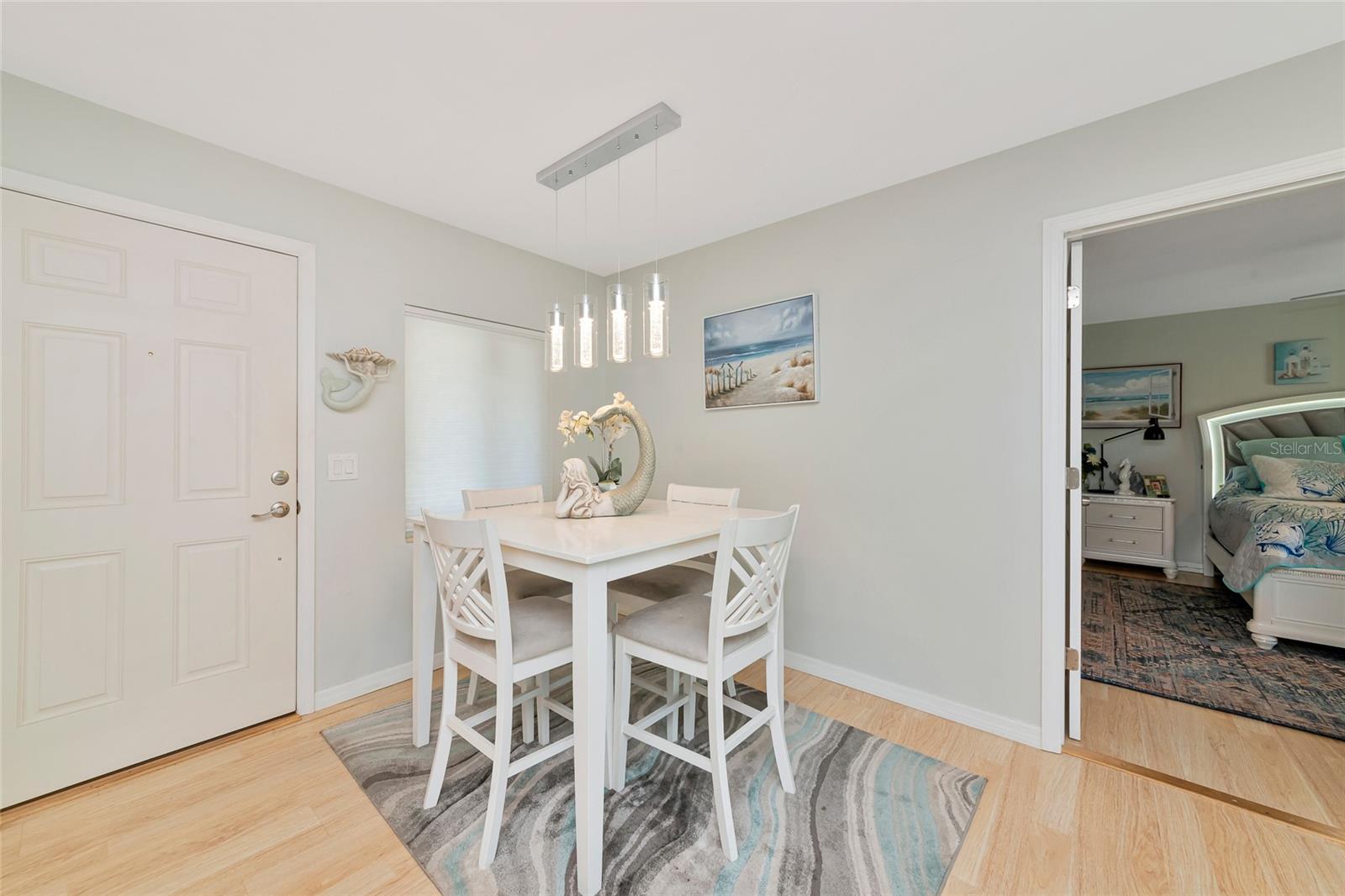 SUNLAND APTS - Residential