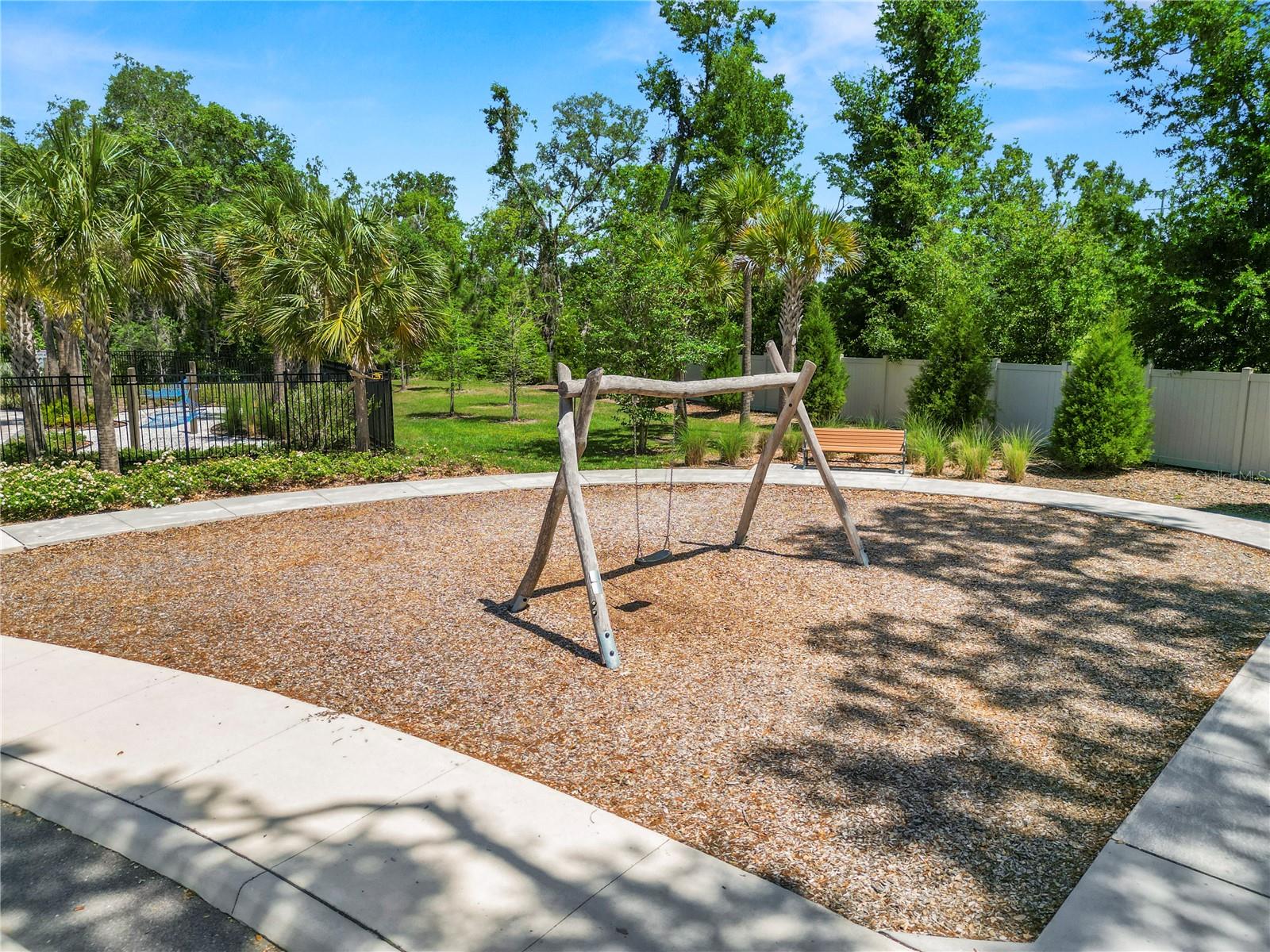 WYNDRUSH TWNHMS - Residential Lease