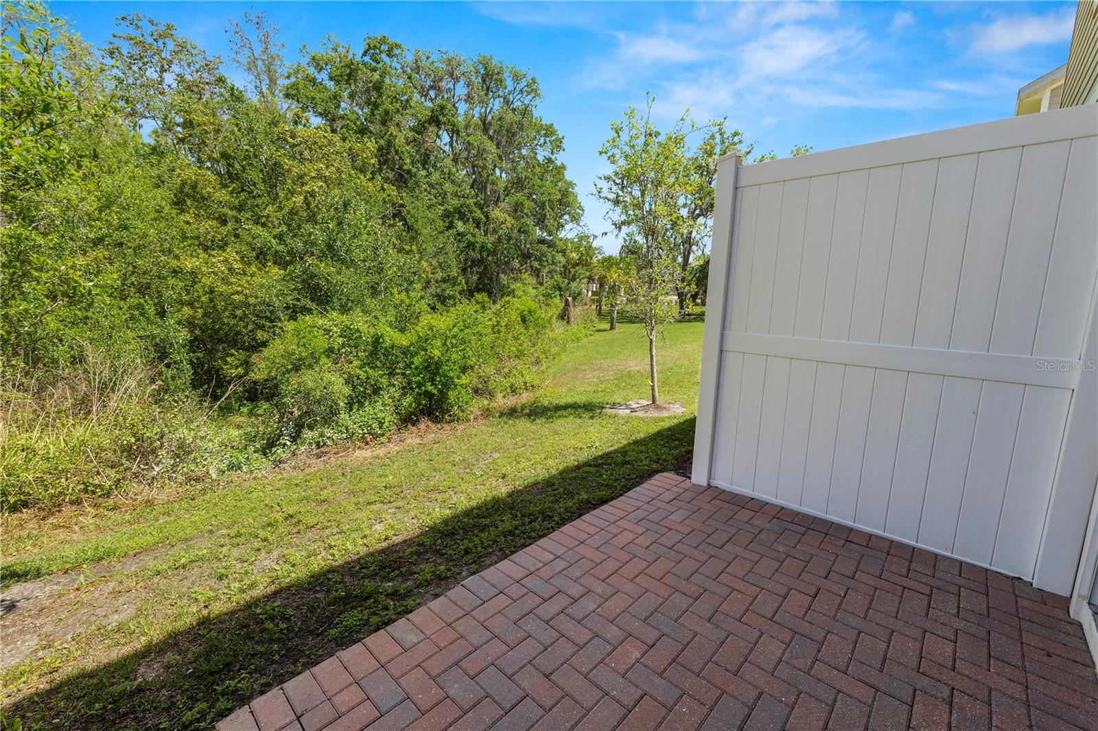 WYNDRUSH TWNHMS - Residential Lease