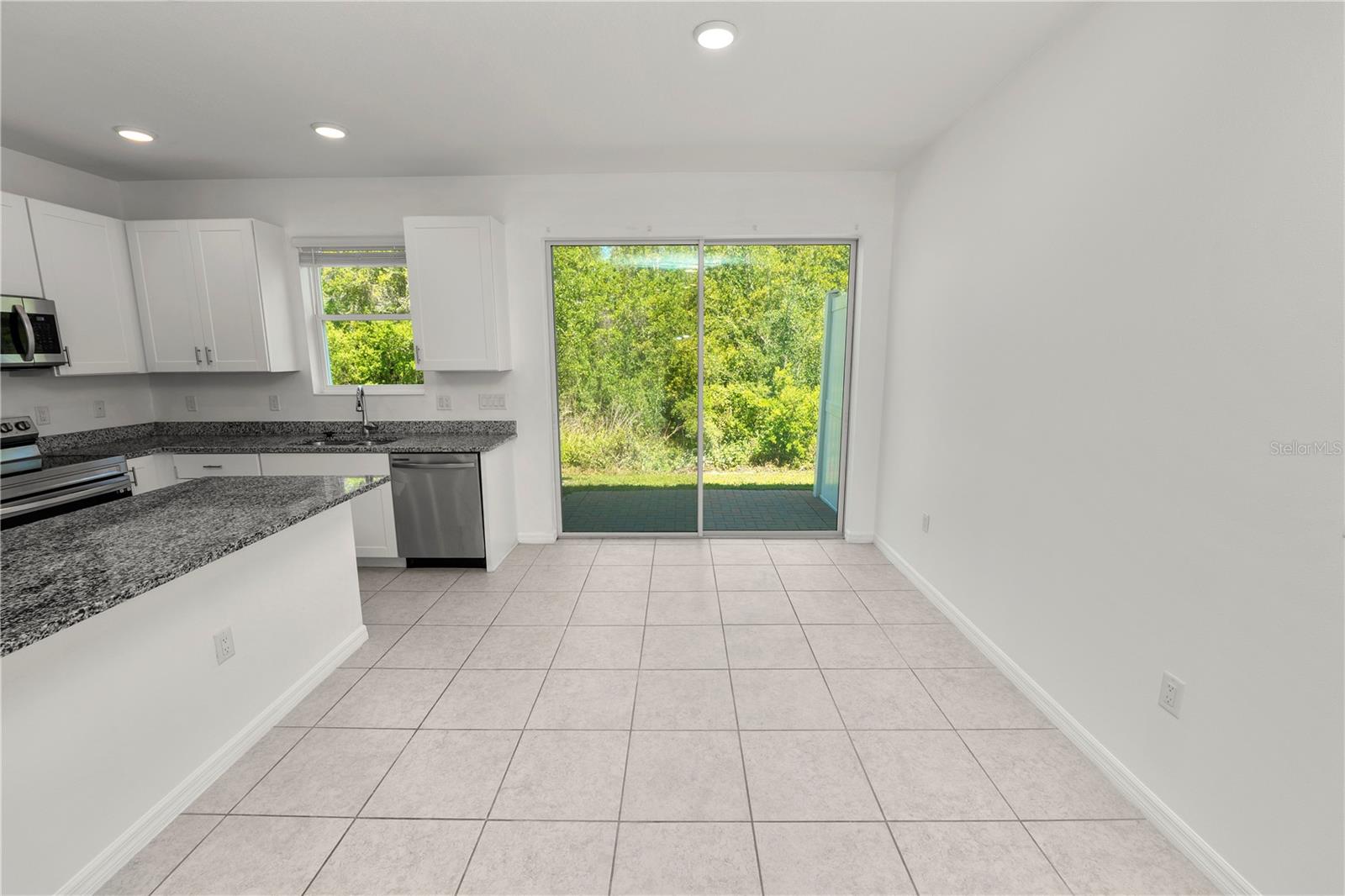 WYNDRUSH TWNHMS - Residential Lease