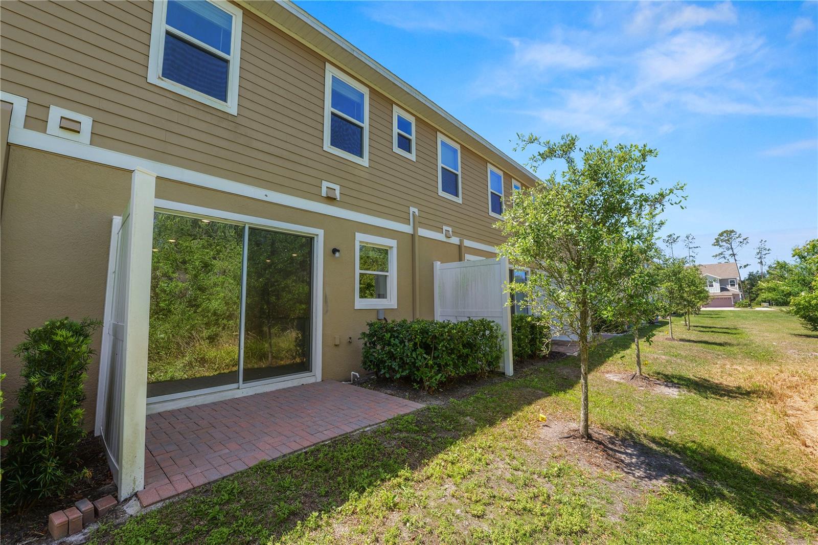 WYNDRUSH TWNHMS - Residential Lease