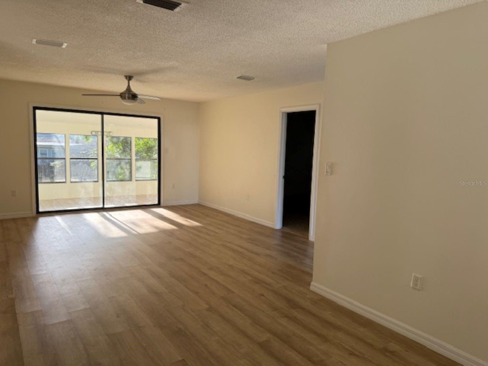 SILVER SPGS SHORES UN 02 - Residential