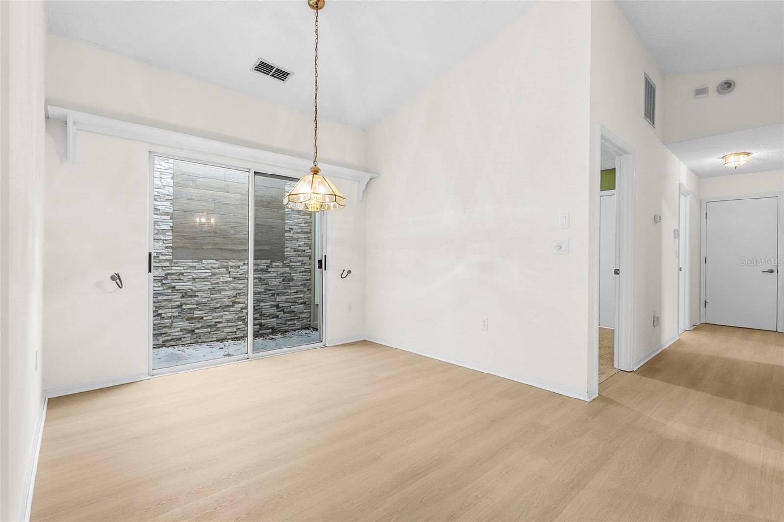 396 CHARTLEY COURT S