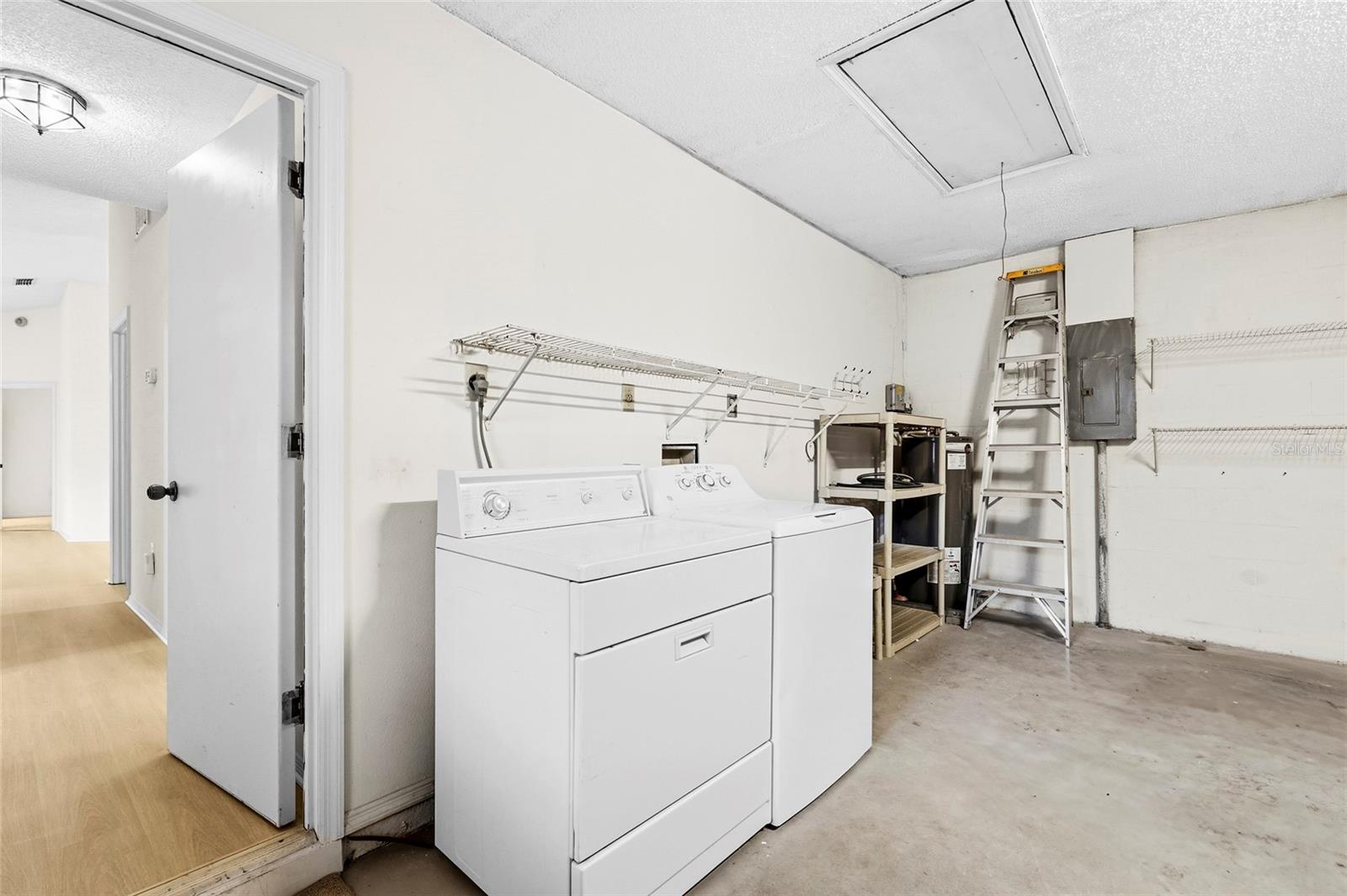 CHARTLEY COURT - Residential