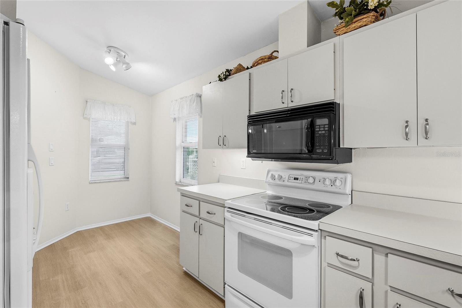 CHARTLEY COURT - Residential