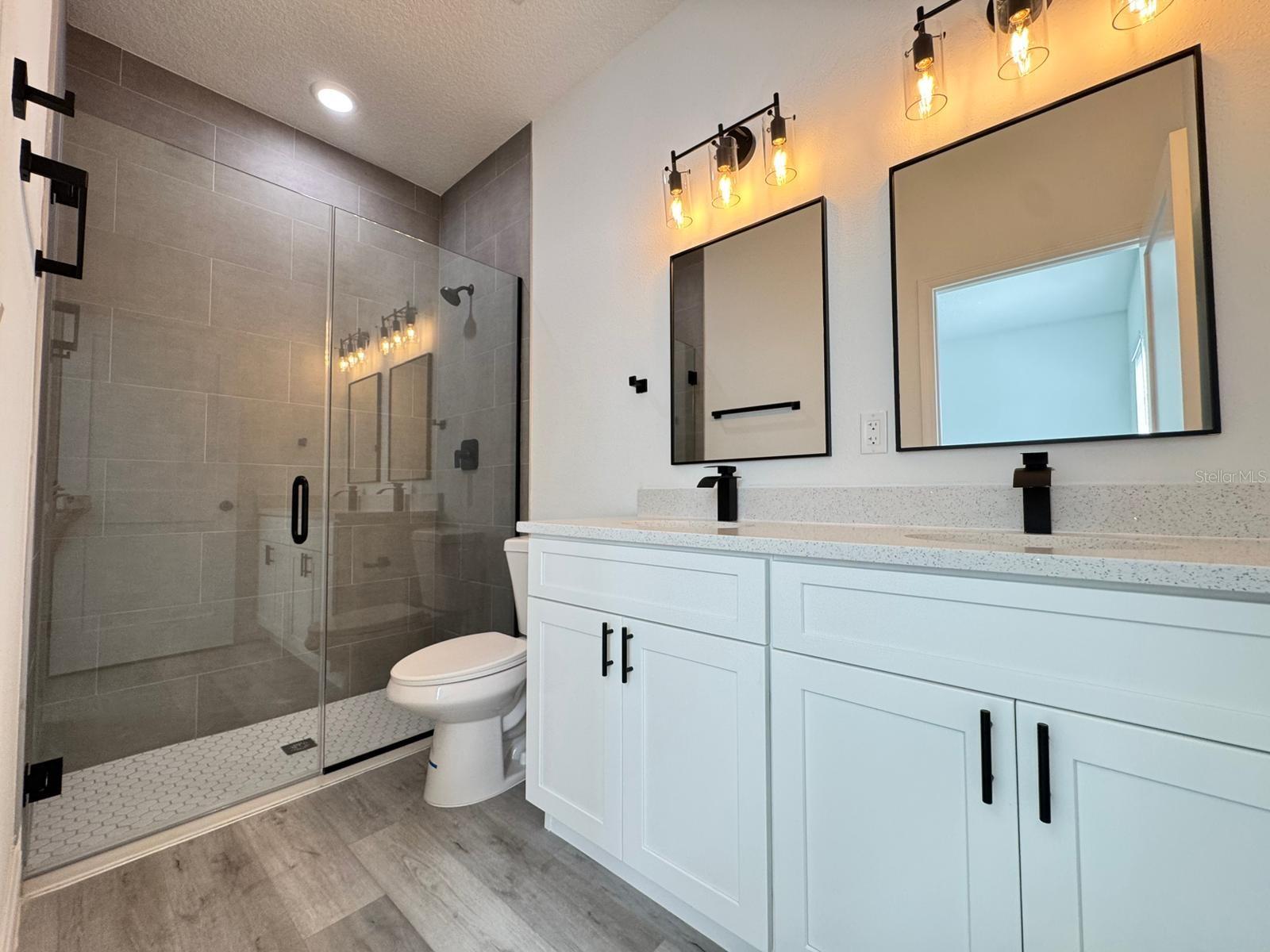 MARION OAKS UN 5 - Residential Lease