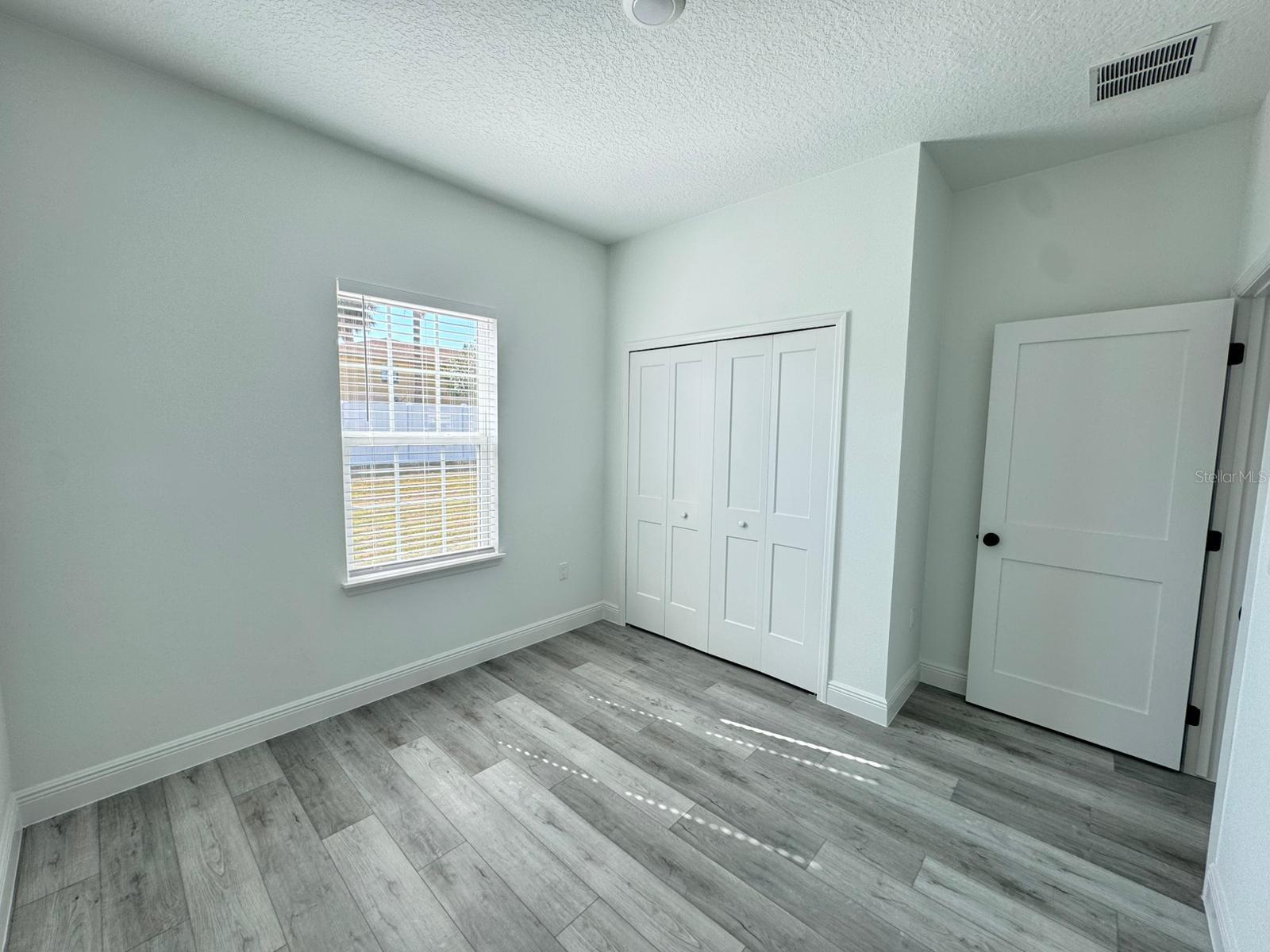 MARION OAKS UN 5 - Residential Lease