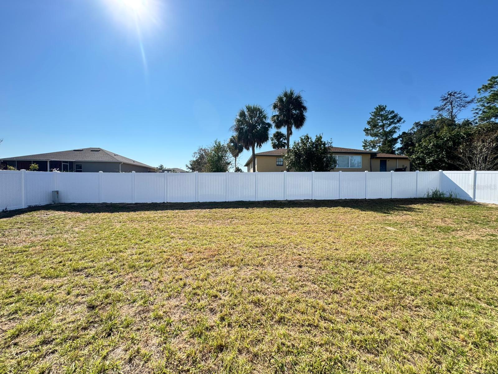 MARION OAKS UN 5 - Residential Lease