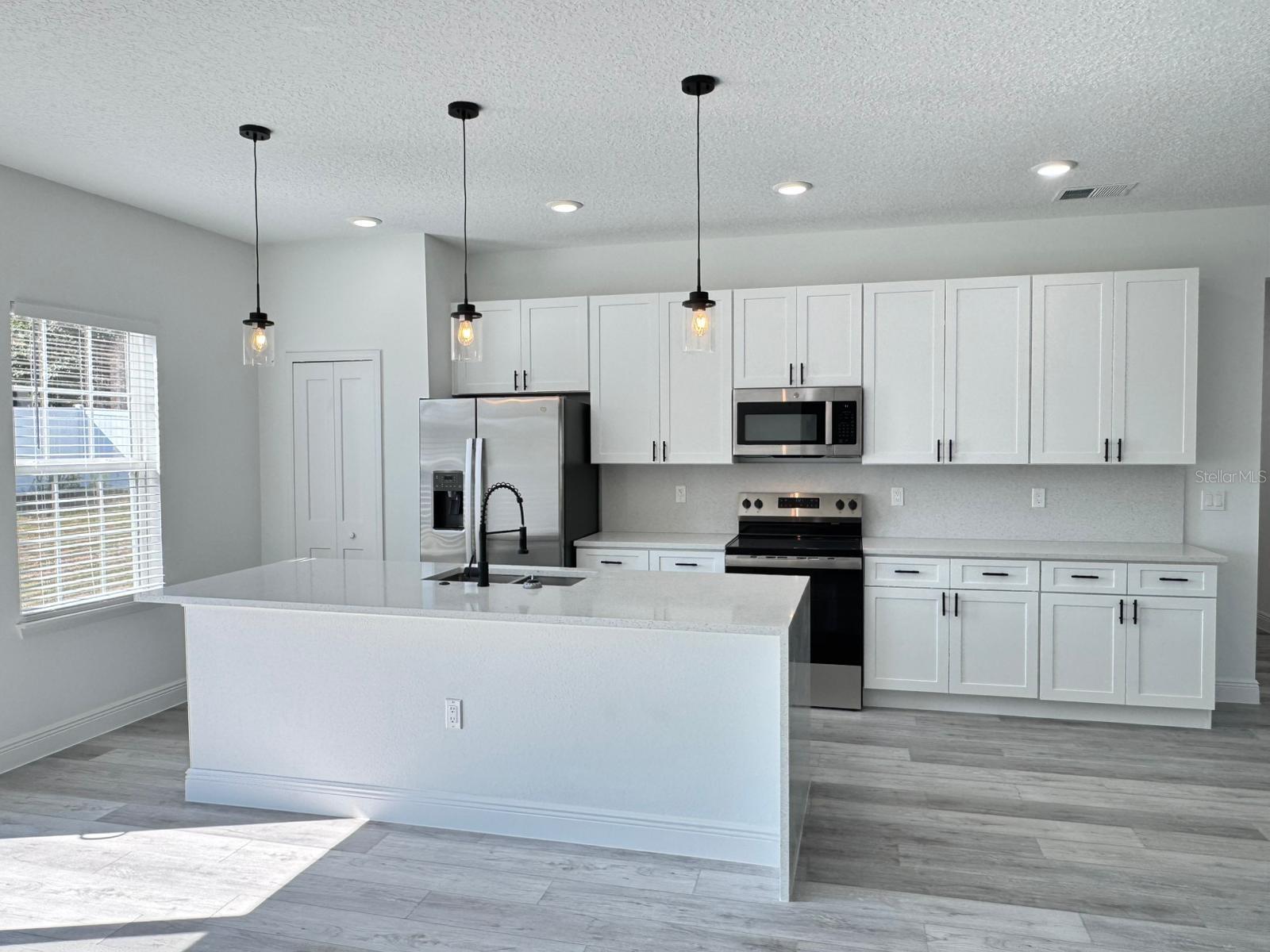 MARION OAKS UN 5 - Residential Lease