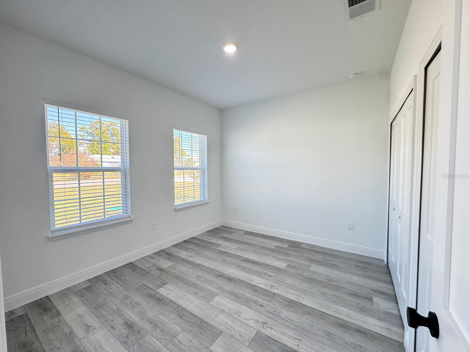 MARION OAKS UN 5 - Residential Lease