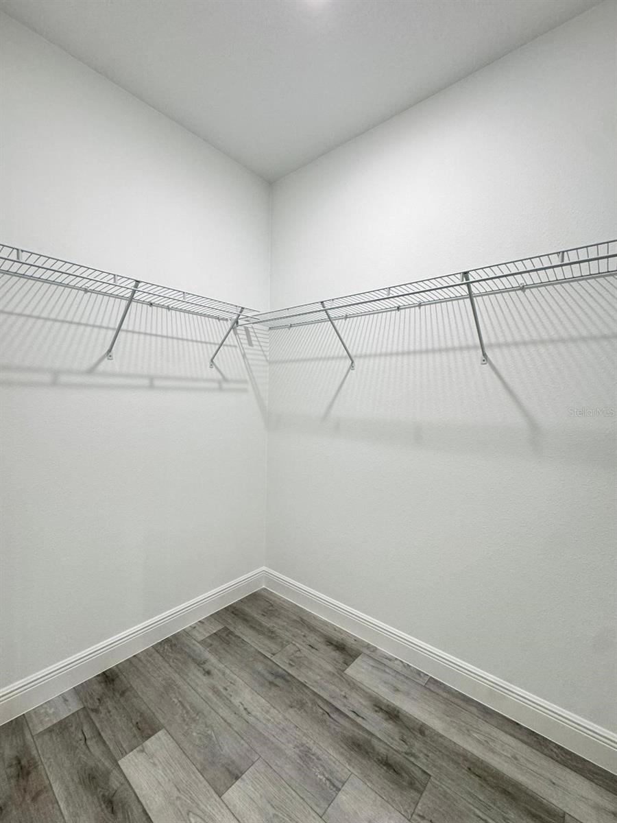 MARION OAKS UN 5 - Residential Lease